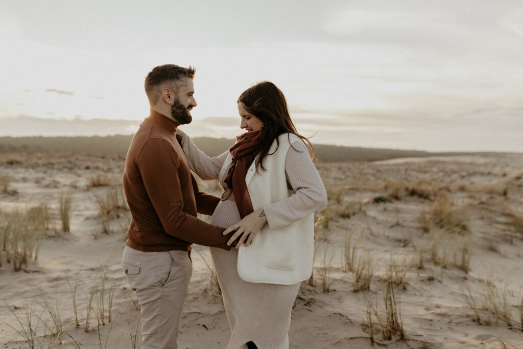 Emeline-Mingot-Photographe-seance-grossesse-lepianmedoc-medoc-gironde-bordeaux-soulac-arcachon-pessac-ocean-studio-parempuyre